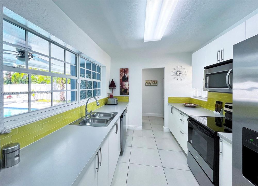 For Rent: $3,800 (3 beds, 2 baths, 1300 Square Feet)