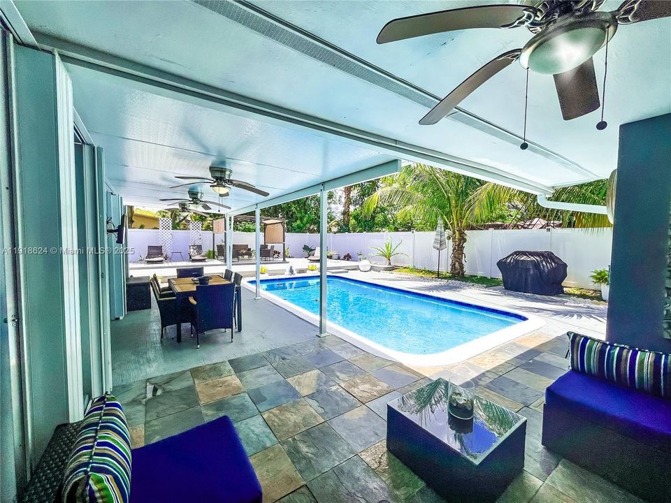 For Rent: $3,800 (3 beds, 2 baths, 1300 Square Feet)