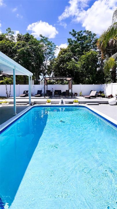 For Rent: $3,800 (3 beds, 2 baths, 1300 Square Feet)