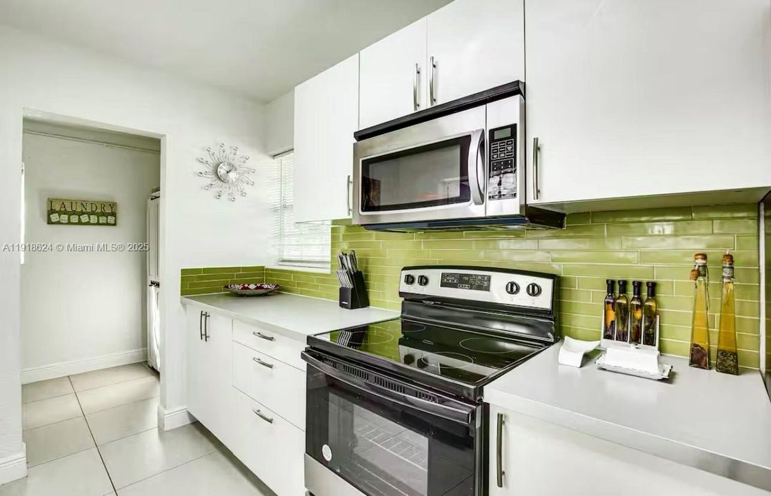 For Rent: $3,800 (3 beds, 2 baths, 1300 Square Feet)