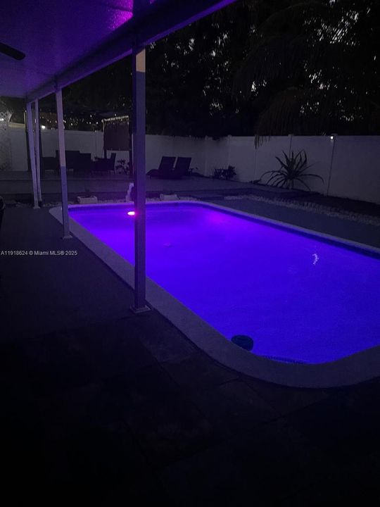 For Rent: $3,800 (3 beds, 2 baths, 1300 Square Feet)