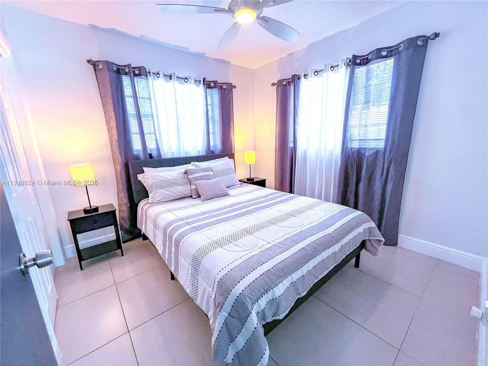 For Rent: $3,800 (3 beds, 2 baths, 1300 Square Feet)