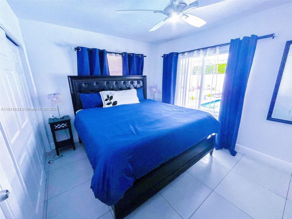 For Rent: $3,800 (3 beds, 2 baths, 1300 Square Feet)