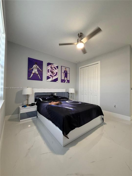 出租: $2,400 (3 贝兹, 2 浴室, 0 平方英尺)