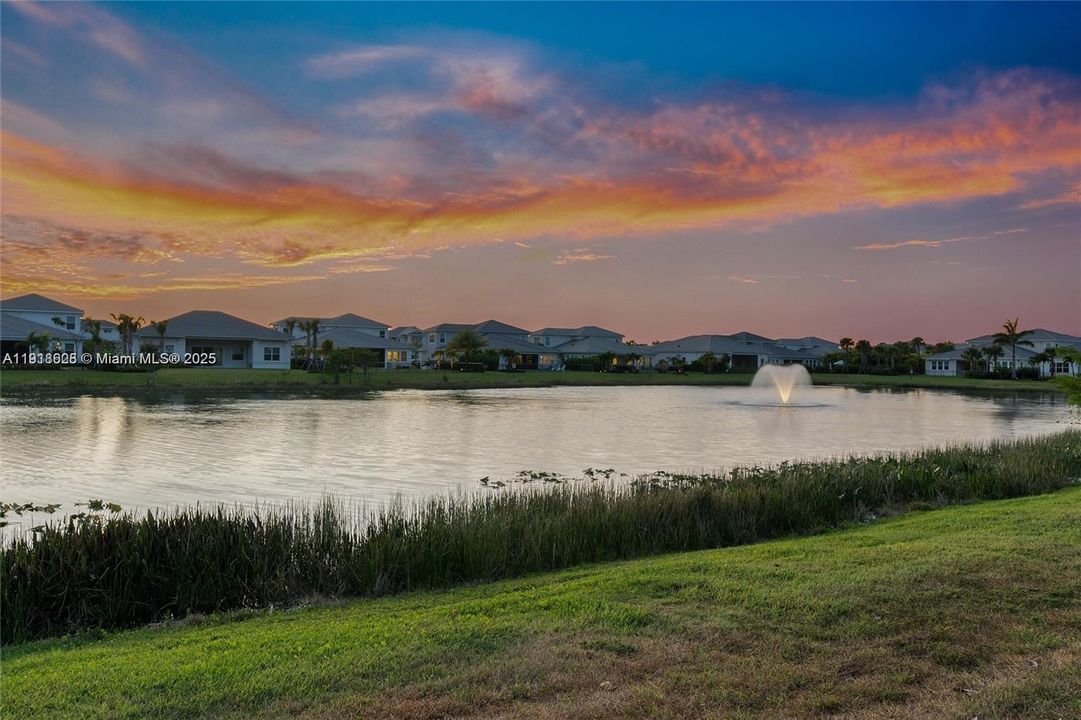 En Venta: $1,995,000 (5 camas, 3 baños, 3718 Pies cuadrados)