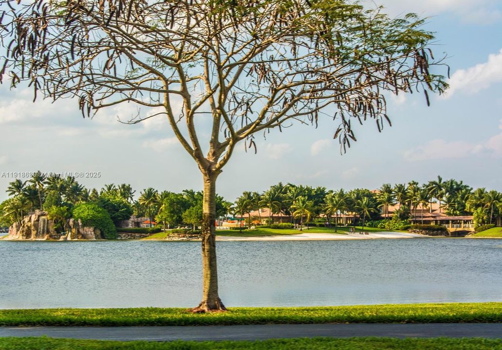 For Sale: $1,450,000 (4 beds, 3 baths, 2452 Square Feet)