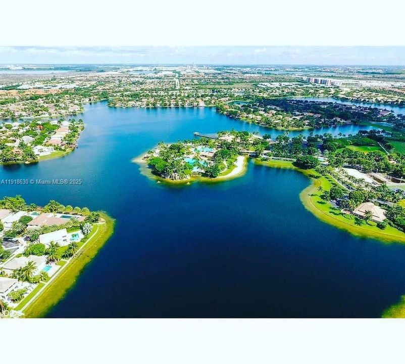 For Sale: $1,450,000 (4 beds, 3 baths, 2452 Square Feet)