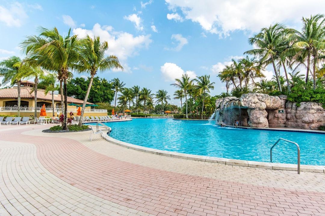 For Sale: $1,450,000 (4 beds, 3 baths, 2452 Square Feet)