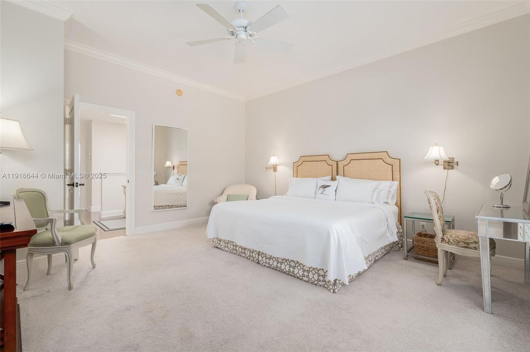 В аренду: $20,000 (3 спален, 2 ванн, 2100 Квадратных фут)