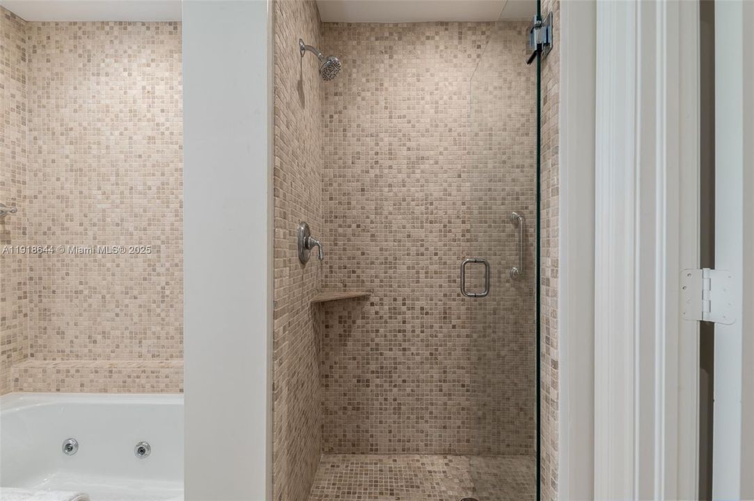 В аренду: $20,000 (3 спален, 2 ванн, 2100 Квадратных фут)