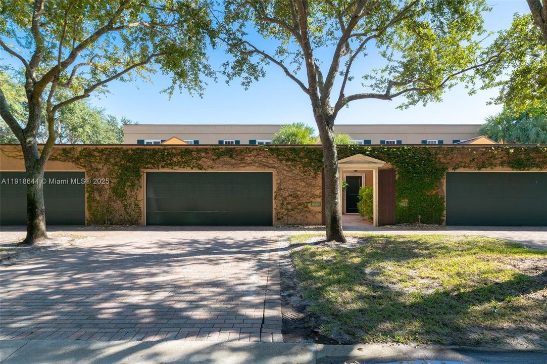 В аренду: $20,000 (3 спален, 2 ванн, 2100 Квадратных фут)