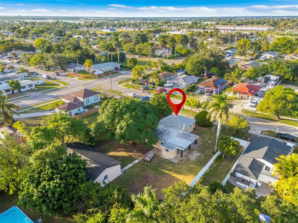 For Sale: $700,000 (8 beds, 4 baths, 0 Square Feet)