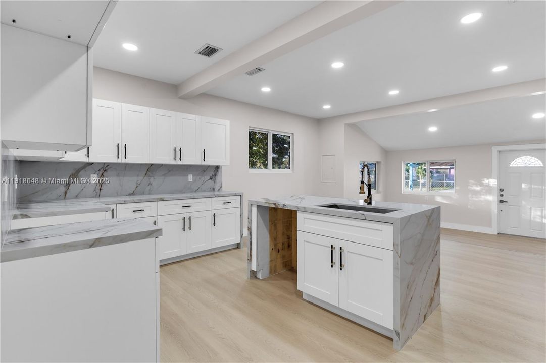 For Sale: $700,000 (8 beds, 4 baths, 0 Square Feet)