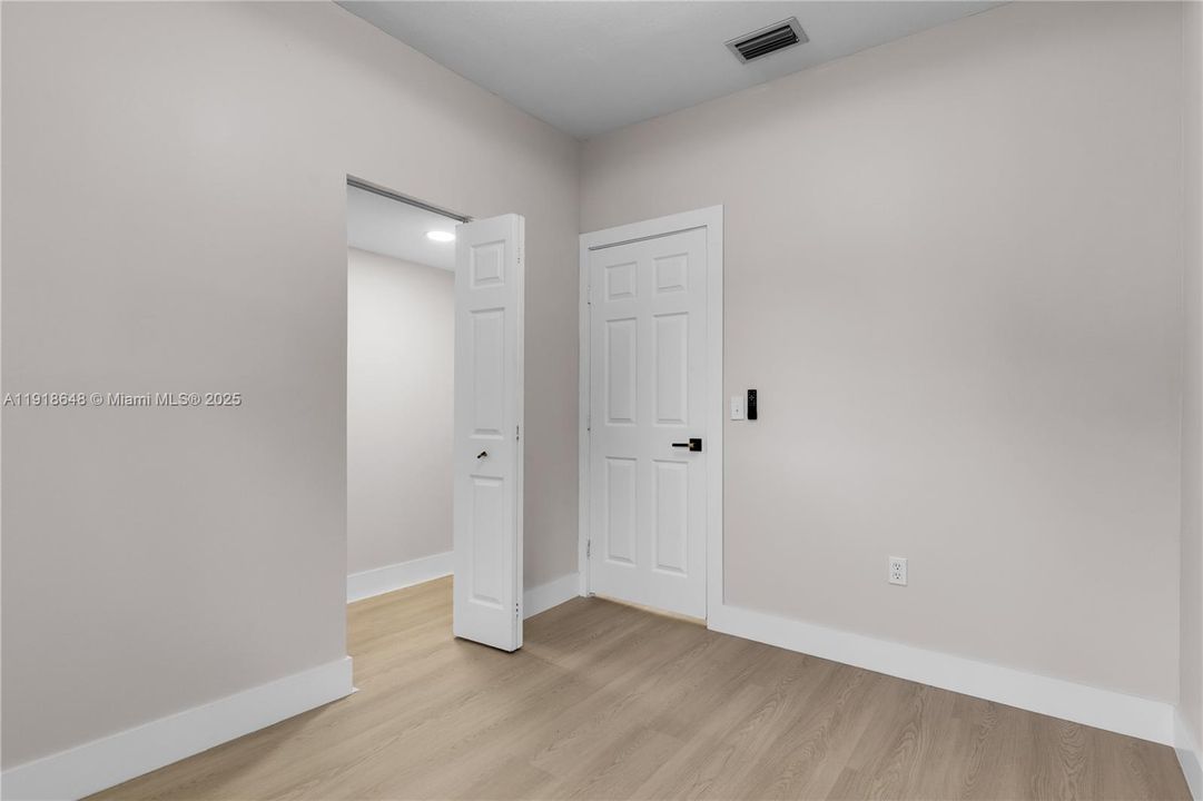 For Sale: $700,000 (8 beds, 4 baths, 0 Square Feet)