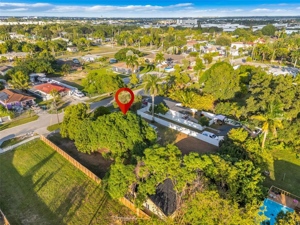 For Sale: $700,000 (8 beds, 4 baths, 0 Square Feet)