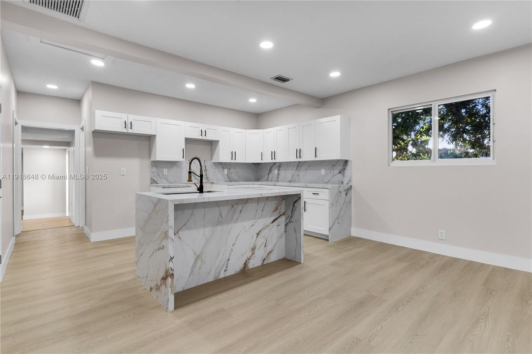 For Sale: $700,000 (8 beds, 4 baths, 0 Square Feet)