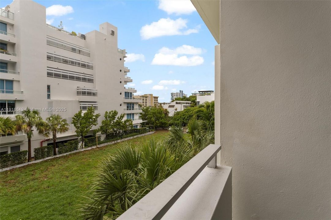 На продажу: $798,500 (3 спален, 2 ванн, 1972 Квадратных фут)