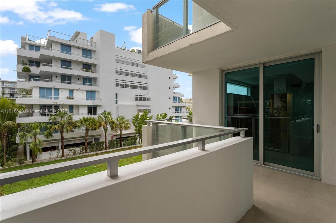 На продажу: $798,500 (3 спален, 2 ванн, 1972 Квадратных фут)