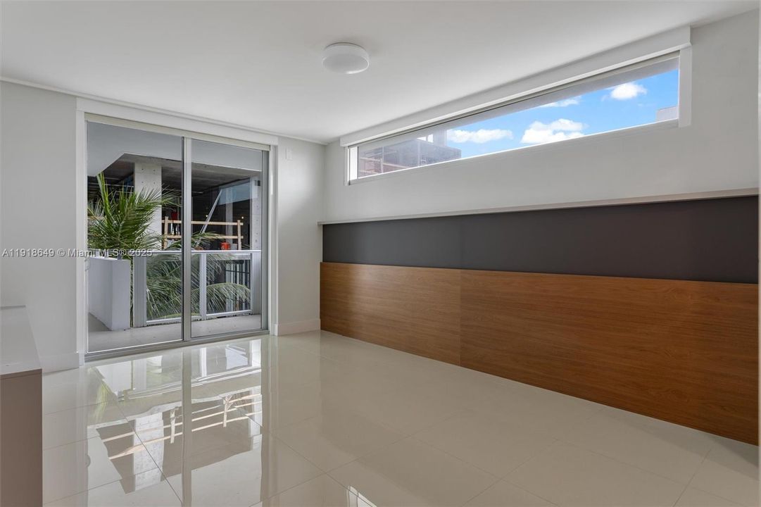 На продажу: $798,500 (3 спален, 2 ванн, 1972 Квадратных фут)