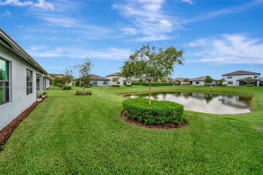 For Sale: $575,000 (3 beds, 2 baths, 1647 Square Feet)