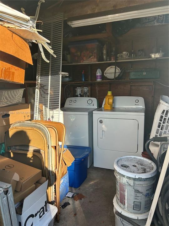 待售: $490,000 (2 贝兹, 1 浴室, 1161 平方英尺)