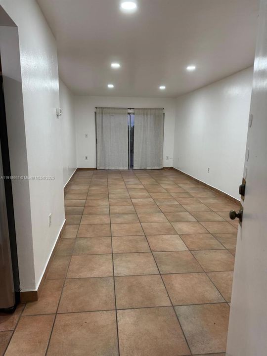 En Renta: $2,550 (2 camas, 2 baños, 998 Pies cuadrados)