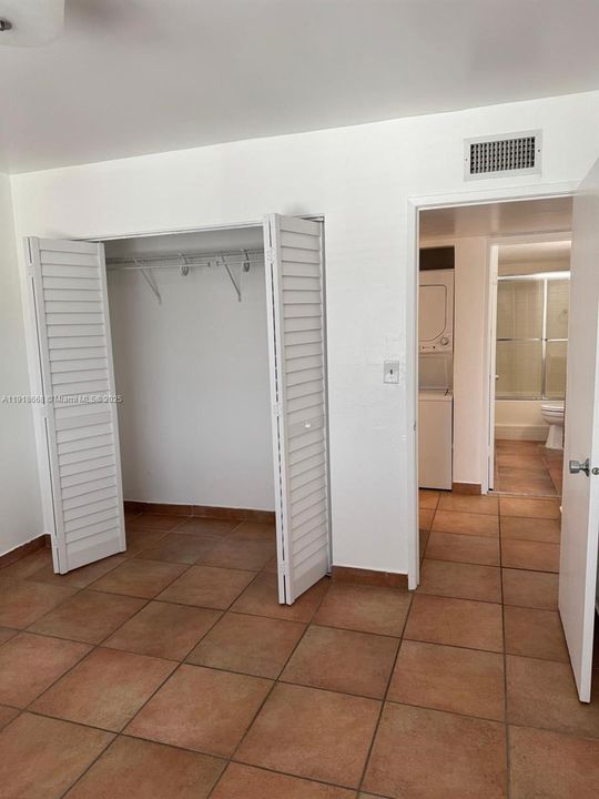 En Renta: $2,550 (2 camas, 2 baños, 998 Pies cuadrados)