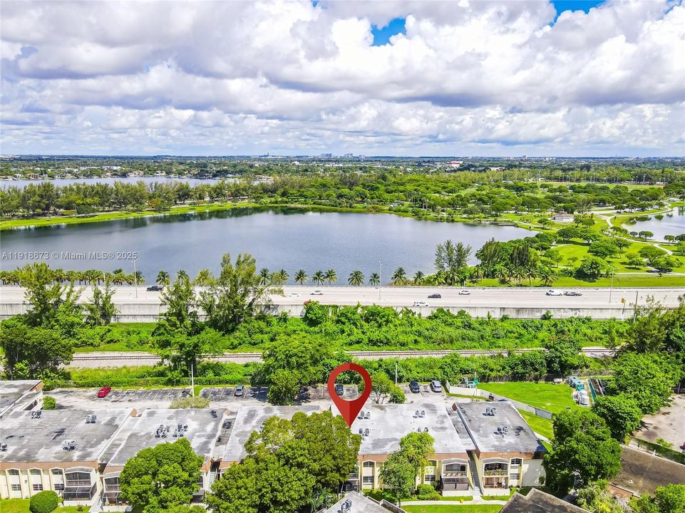 En Venta: $279,999 (2 camas, 2 baños, 1000 Pies cuadrados)