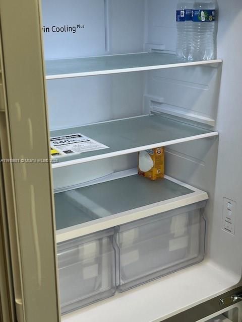 待售: $299,900 (2 贝兹, 2 浴室, 1314 平方英尺)