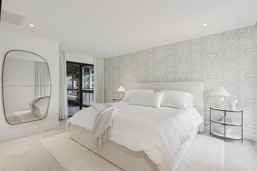 En Venta: $645,000 (2 camas, 2 baños, 1271 Pies cuadrados)