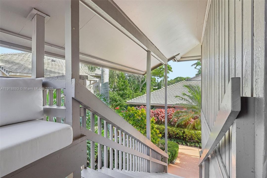 En Venta: $645,000 (2 camas, 2 baños, 1271 Pies cuadrados)