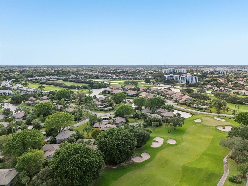 En Venta: $645,000 (2 camas, 2 baños, 1271 Pies cuadrados)