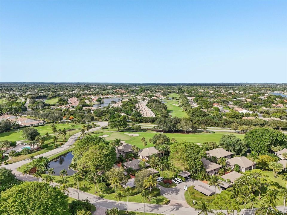 En Venta: $645,000 (2 camas, 2 baños, 1271 Pies cuadrados)