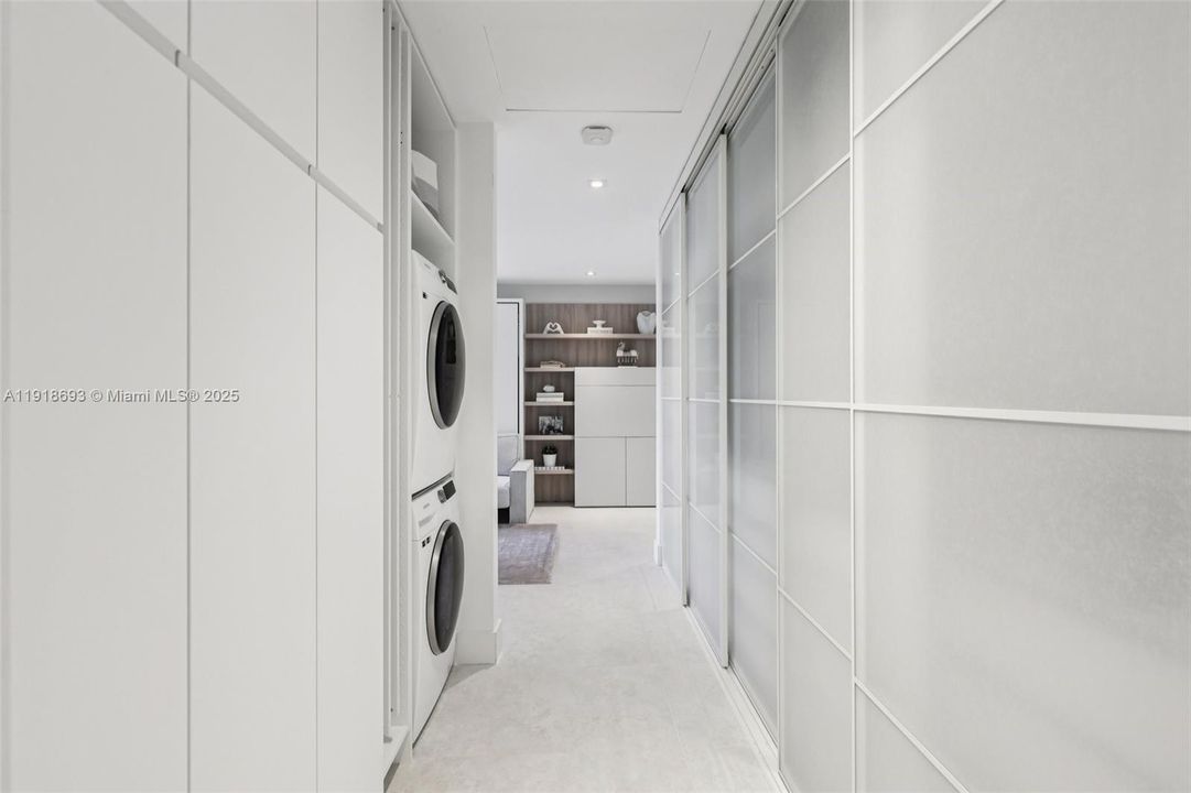 En Venta: $645,000 (2 camas, 2 baños, 1271 Pies cuadrados)