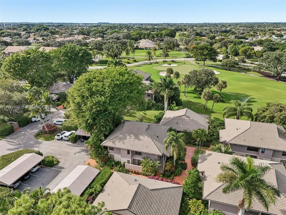 En Venta: $645,000 (2 camas, 2 baños, 1271 Pies cuadrados)