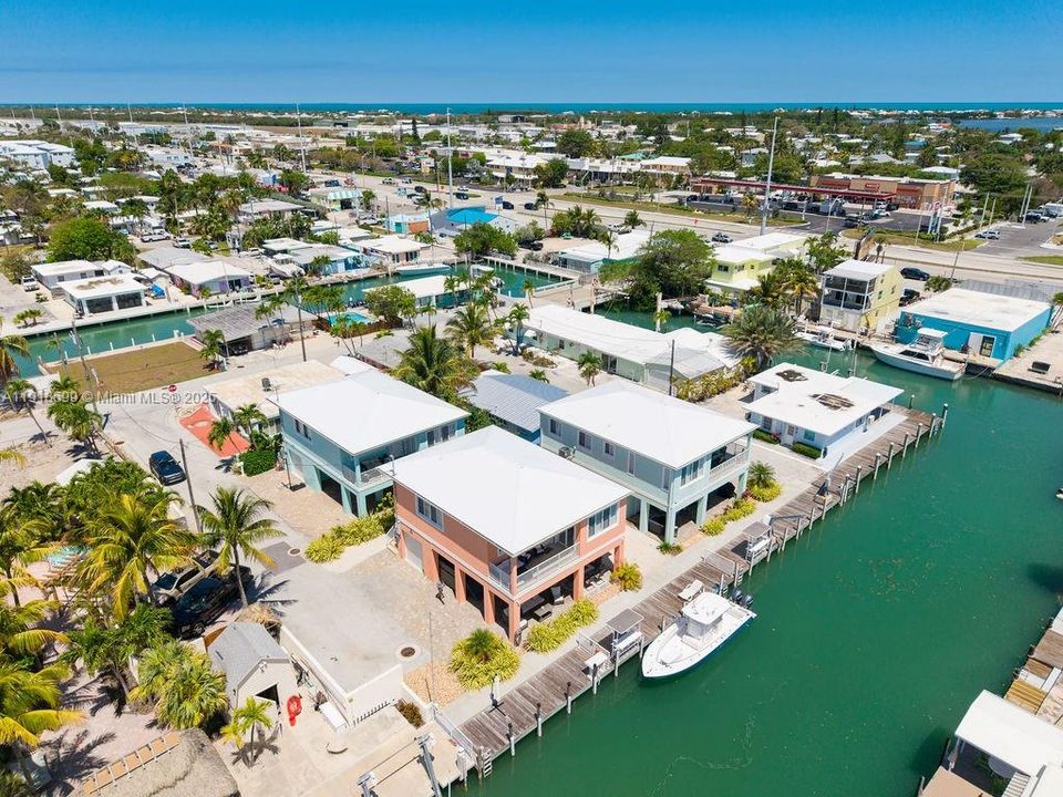 For Sale: $1,399,900 (3 beds, 2 baths, 1152 Square Feet)