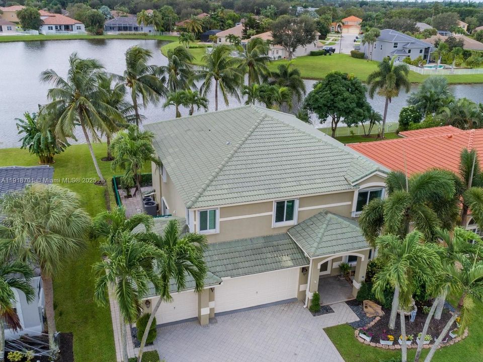 For Rent: $4,200 (4 beds, 3 baths, 3140 Square Feet)