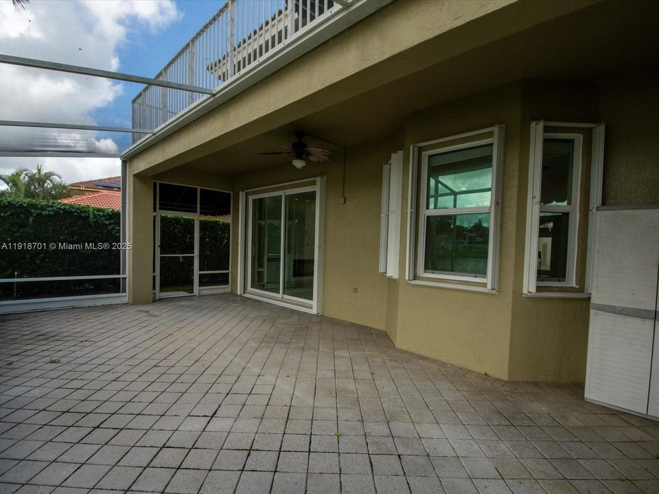 For Rent: $4,200 (4 beds, 3 baths, 3140 Square Feet)