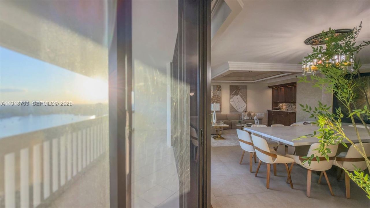 For Sale: $1,490,000 (3 beds, 3 baths, 2560 Square Feet)