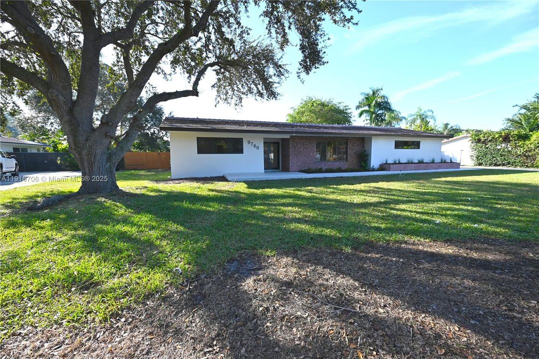 待售: $1,400,000 (3 贝兹, 2 浴室, 1901 平方英尺)