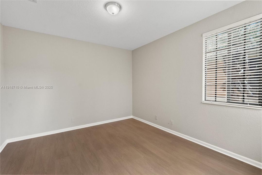 For Rent: $4,800 (3 beds, 2 baths, 2290 Square Feet)