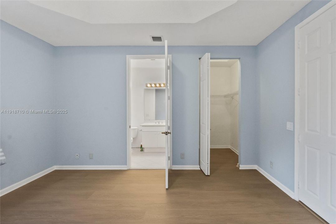 For Rent: $4,800 (3 beds, 2 baths, 2290 Square Feet)