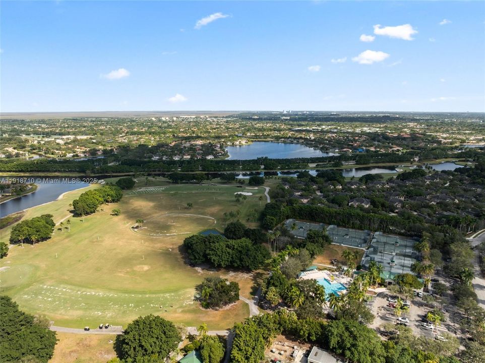 For Rent: $4,800 (3 beds, 2 baths, 2290 Square Feet)