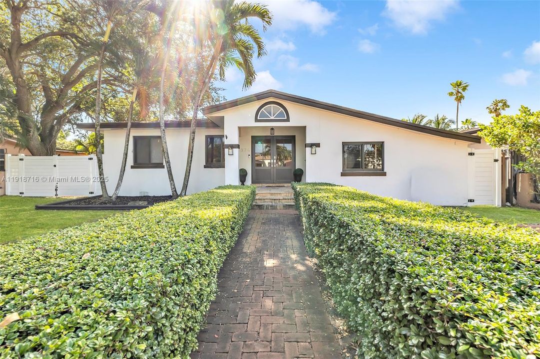 Active With Contract: $5,400 (4 beds, 3 baths, 2162 Square Feet)