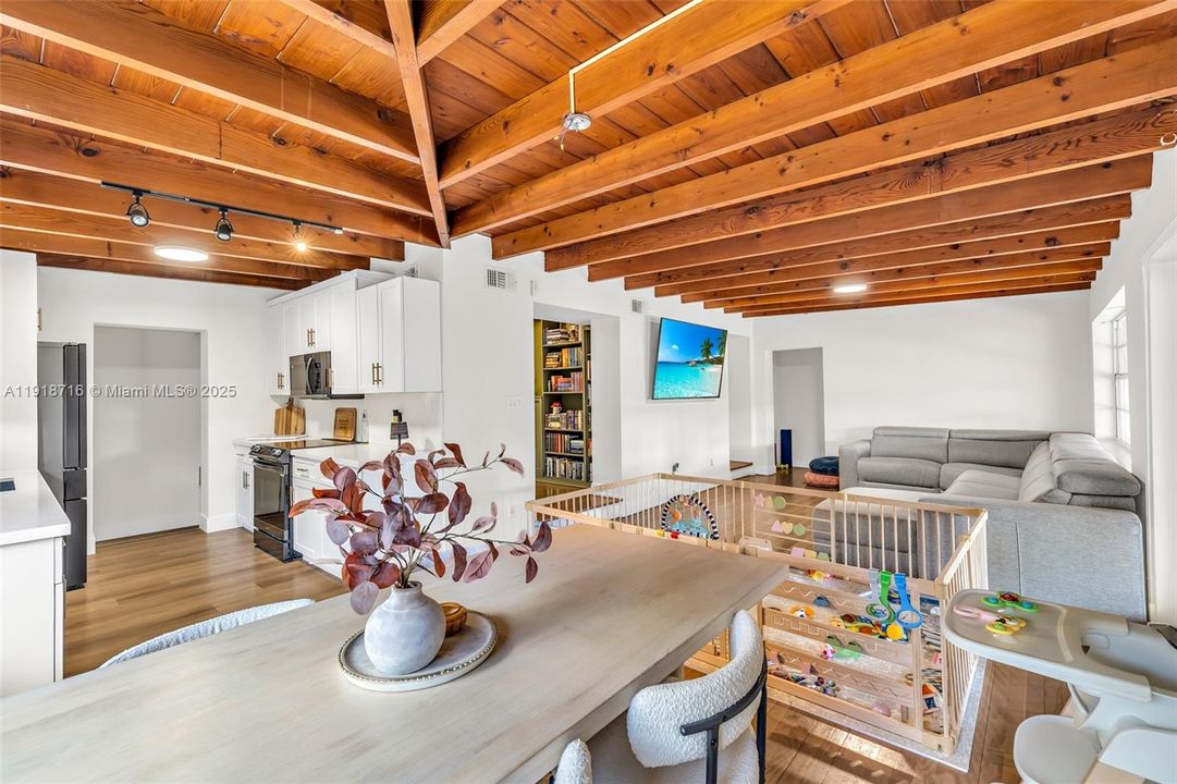 Active With Contract: $5,400 (4 beds, 3 baths, 2162 Square Feet)