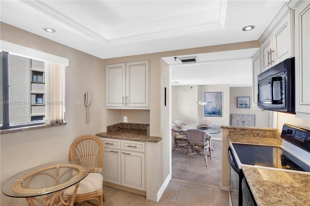 For Rent: $8,500 (2 beds, 2 baths, 1170 Square Feet)