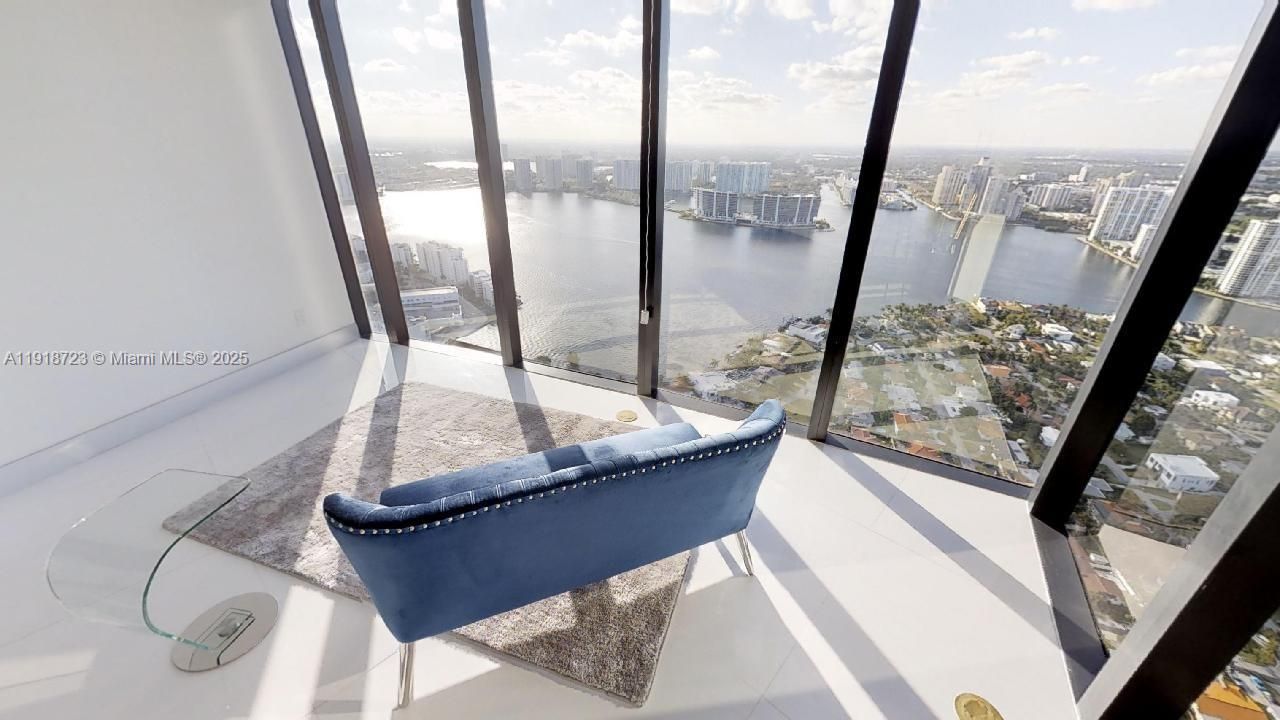 For Sale: $6,700,000 (3 beds, 4 baths, 3130 Square Feet)