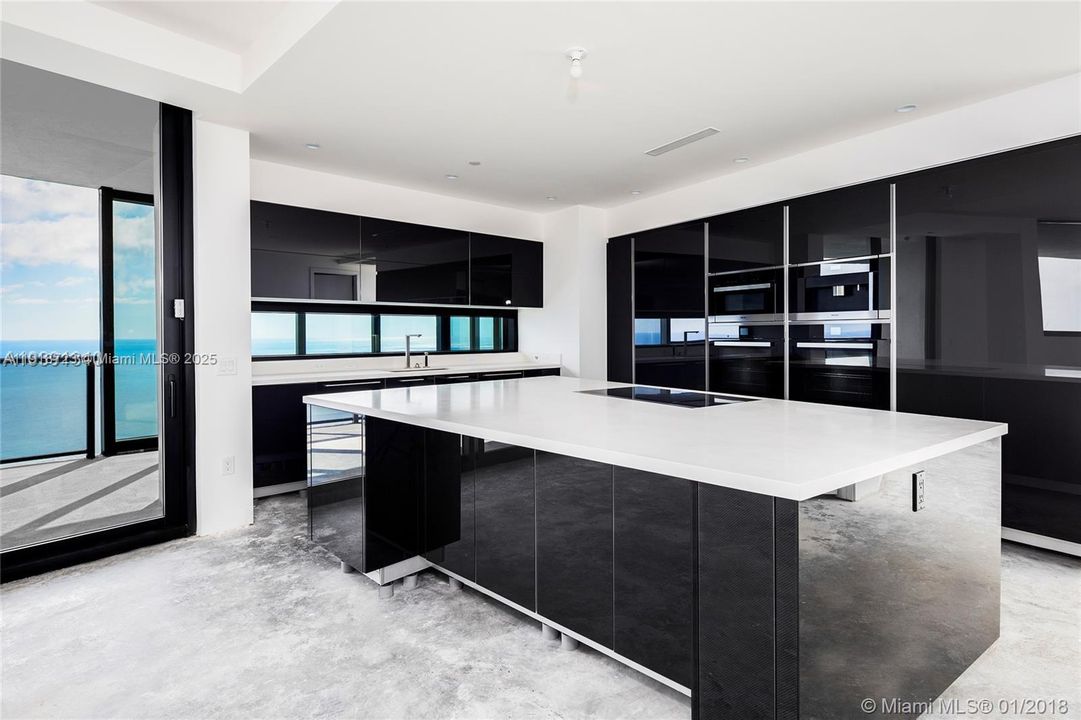 For Sale: $6,700,000 (3 beds, 4 baths, 3130 Square Feet)