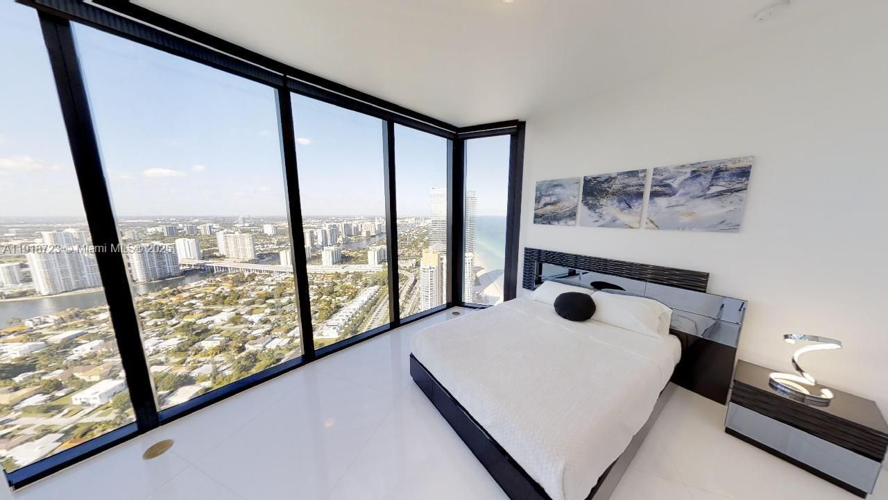 For Sale: $6,700,000 (3 beds, 4 baths, 3130 Square Feet)