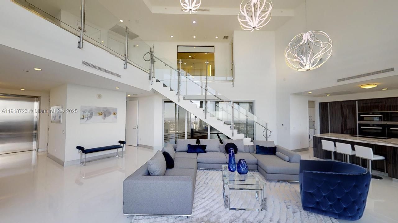 For Sale: $6,700,000 (3 beds, 4 baths, 3130 Square Feet)